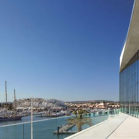 Tivoli Marina Hotel 5*