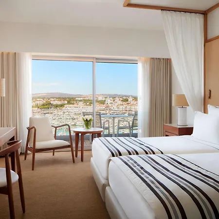 Hotel Tivoli Marina 5*