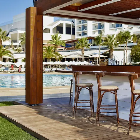 Tivoli Marina Hotel 5*