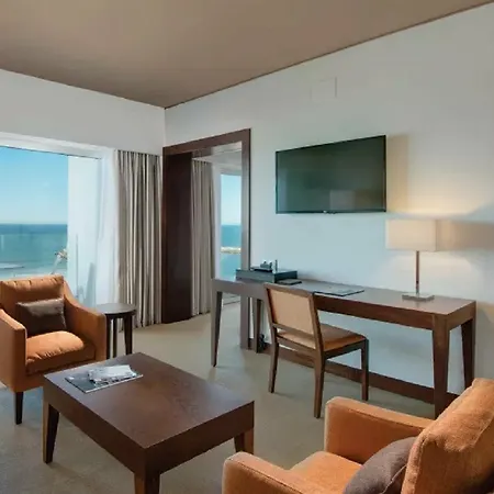Hotel Tivoli Marina 5*