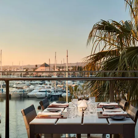 Hotel Tivoli Marina 5*